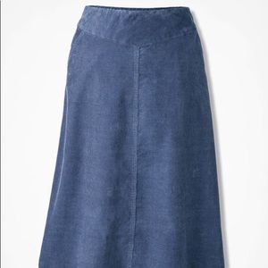 Pull on pin-cord skirt